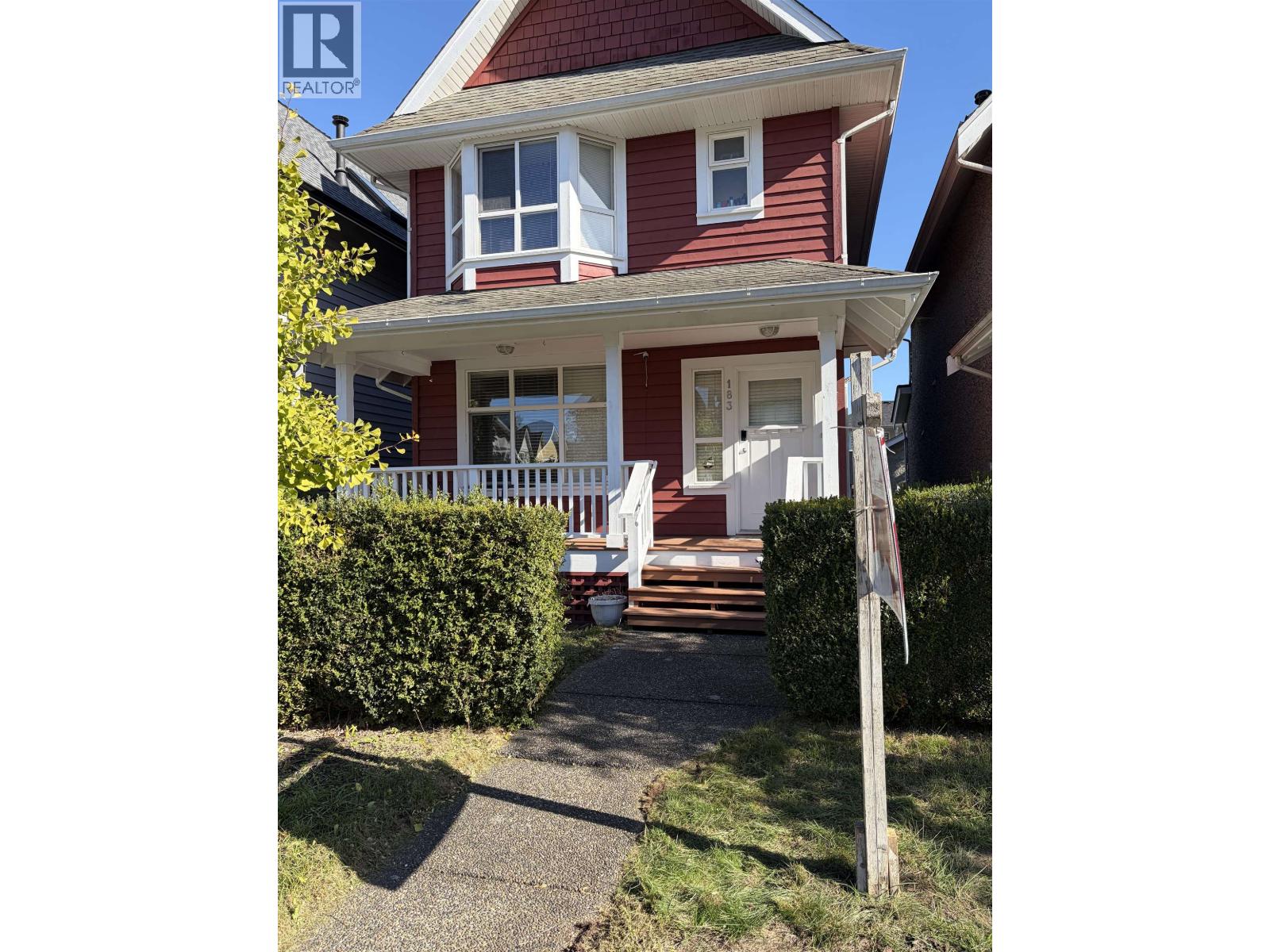 183 PHILLIPS Street, New Westminster