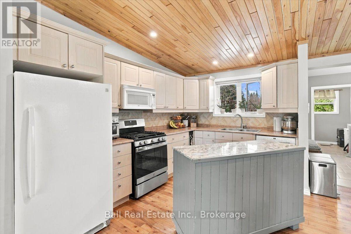 5794 Highway 620 Highway, Wollaston, ON photo 26