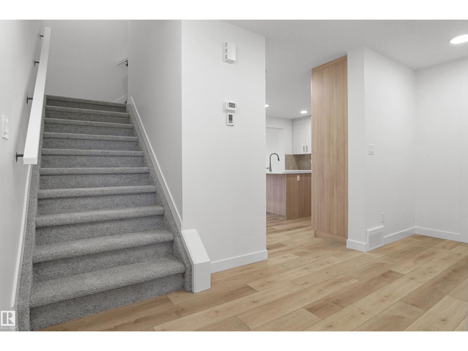 Property photograph 2 for MLS E4501518