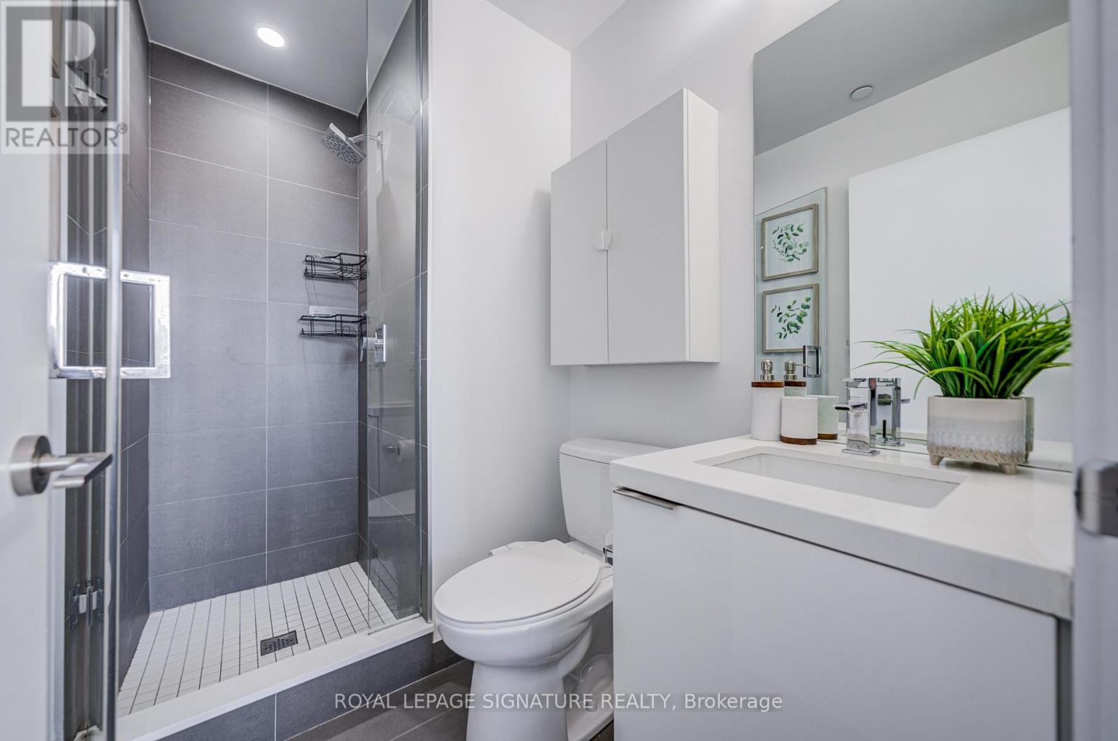 1705- 8 Eglinton Avenue East, Toronto, ON photo 26