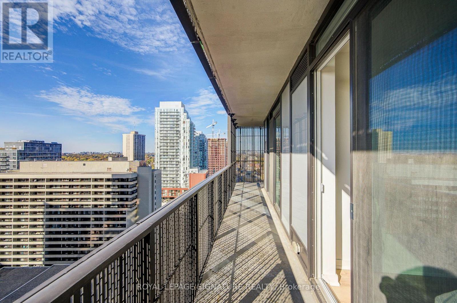 1705- 8 Eglinton Avenue East, Toronto, ON photo 38