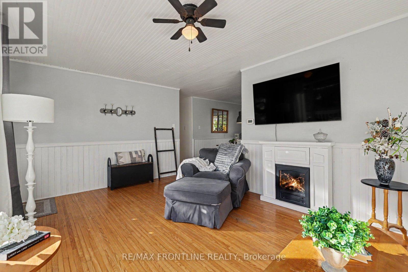 2498 RIDEAU FERRY ROAD, Drummond/North Elmsley — photo 8
