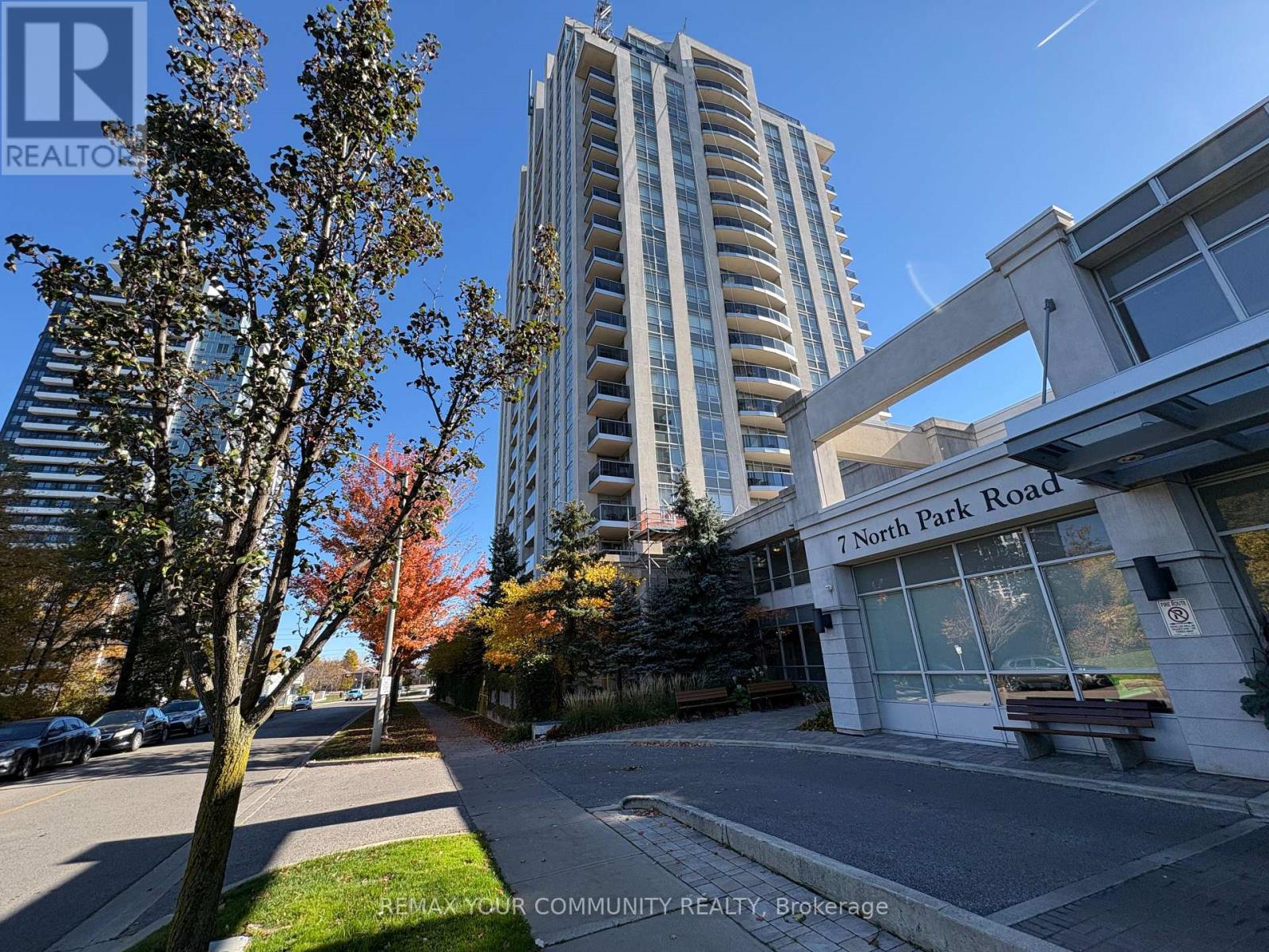 310 - 7 NORTH PARK ROAD, Vaughan (Beverley Glen)