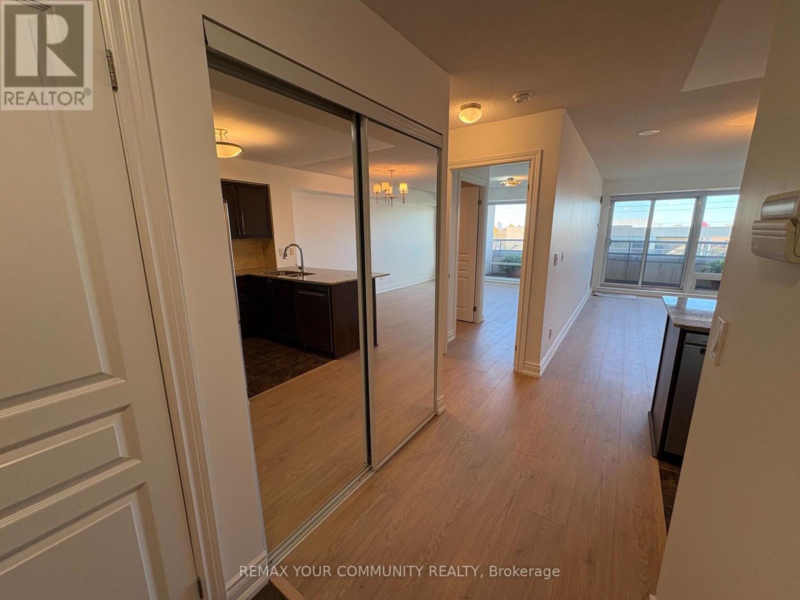 310- 7 North Park Road, Vaughan, ON photo 13