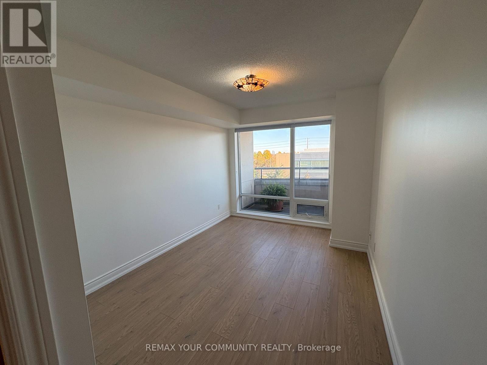 310- 7 North Park Road, Vaughan, ON photo 15