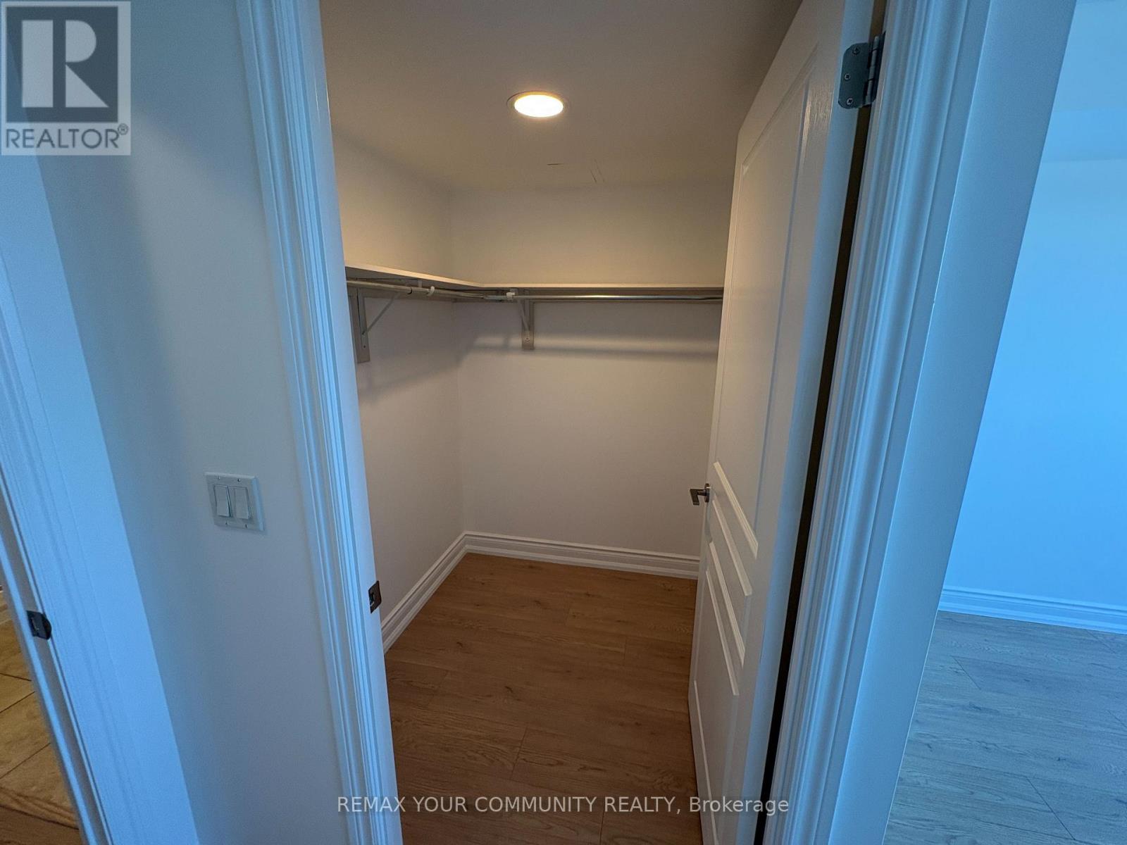 310- 7 North Park Road, Vaughan, ON photo 16
