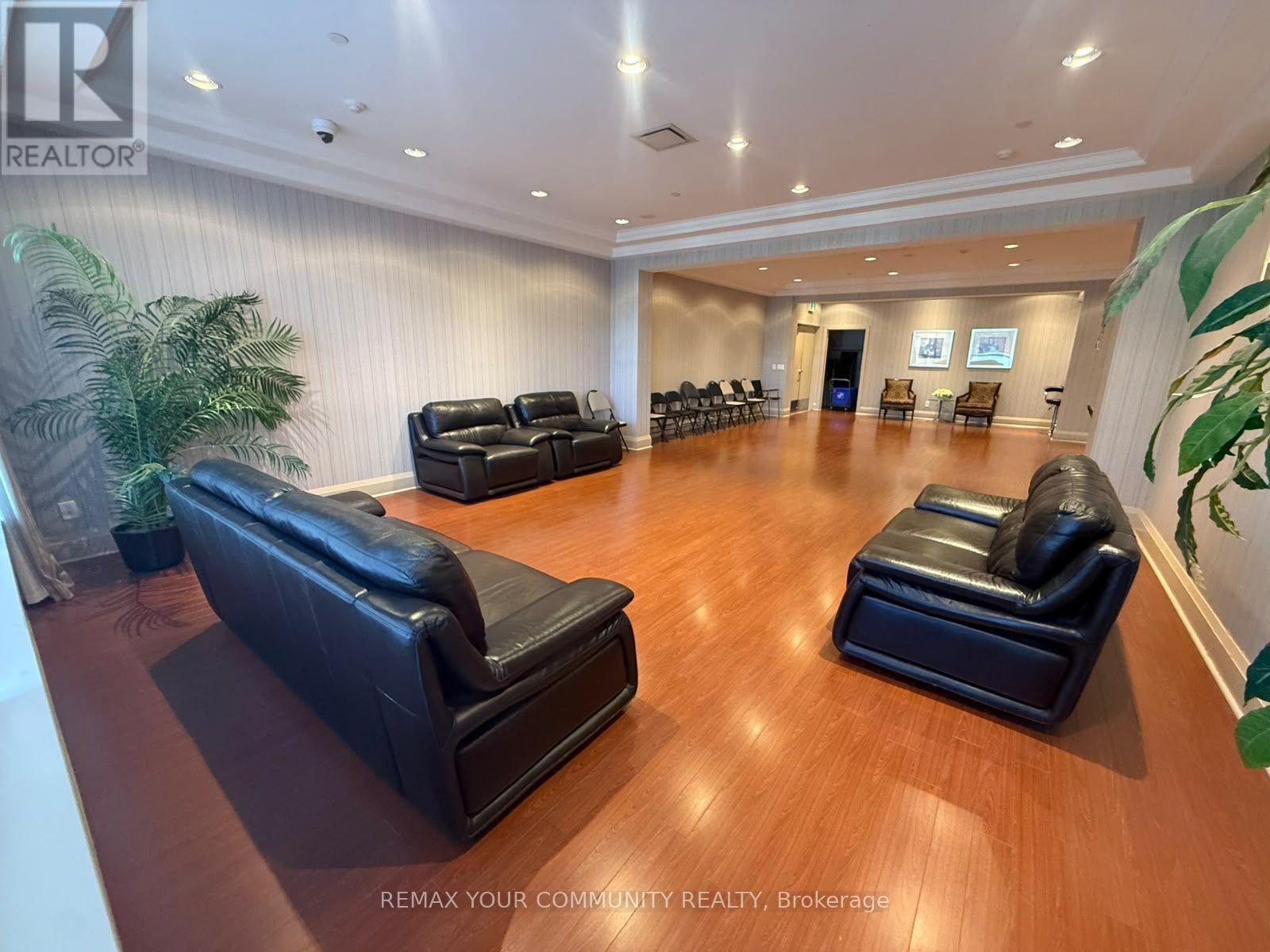 310- 7 North Park Road, Vaughan, ON photo 30