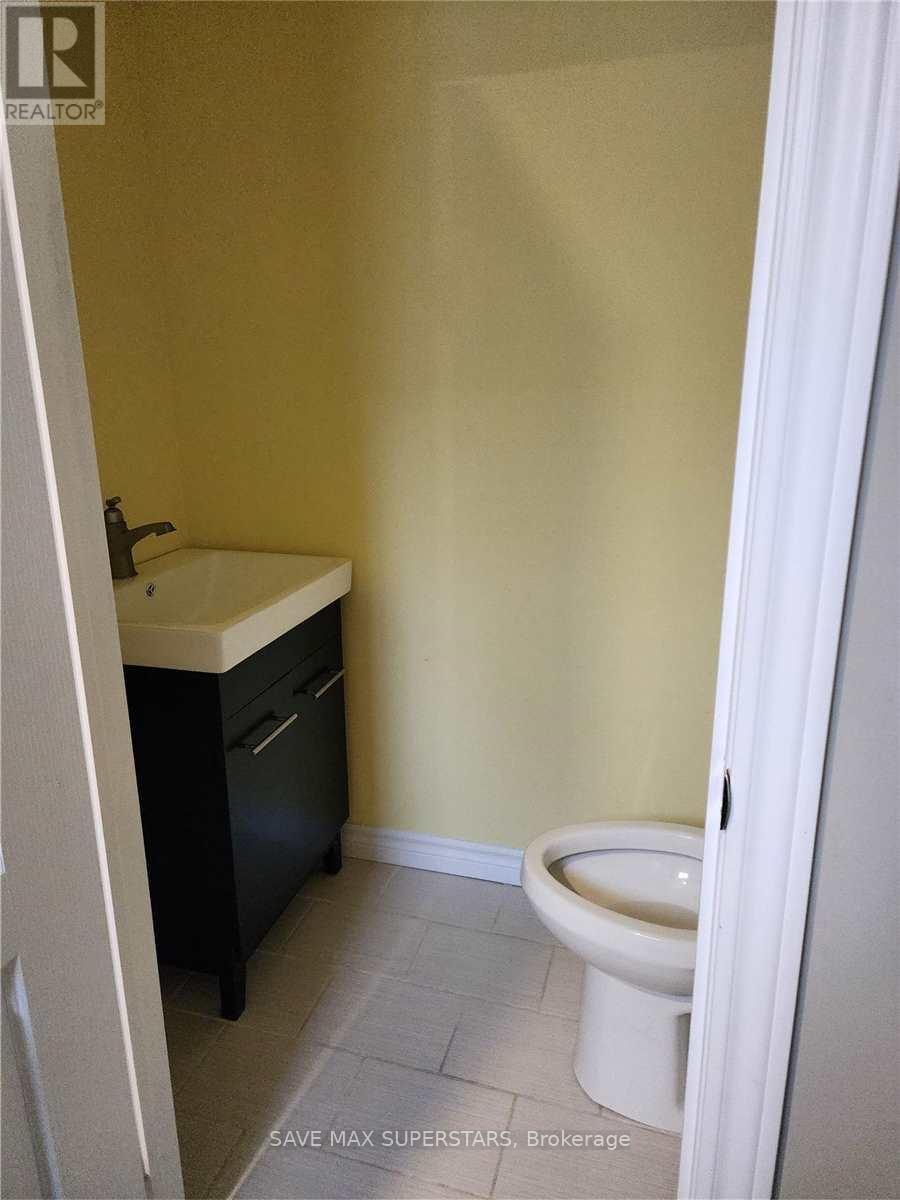 1 Lister Drive, Barrie photo 15