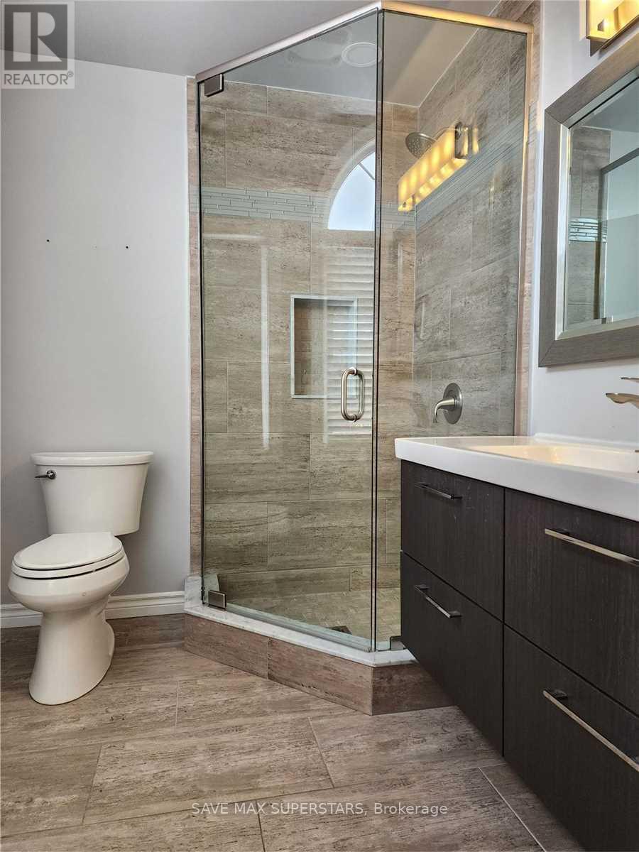 1 Lister Drive, Barrie photo 5