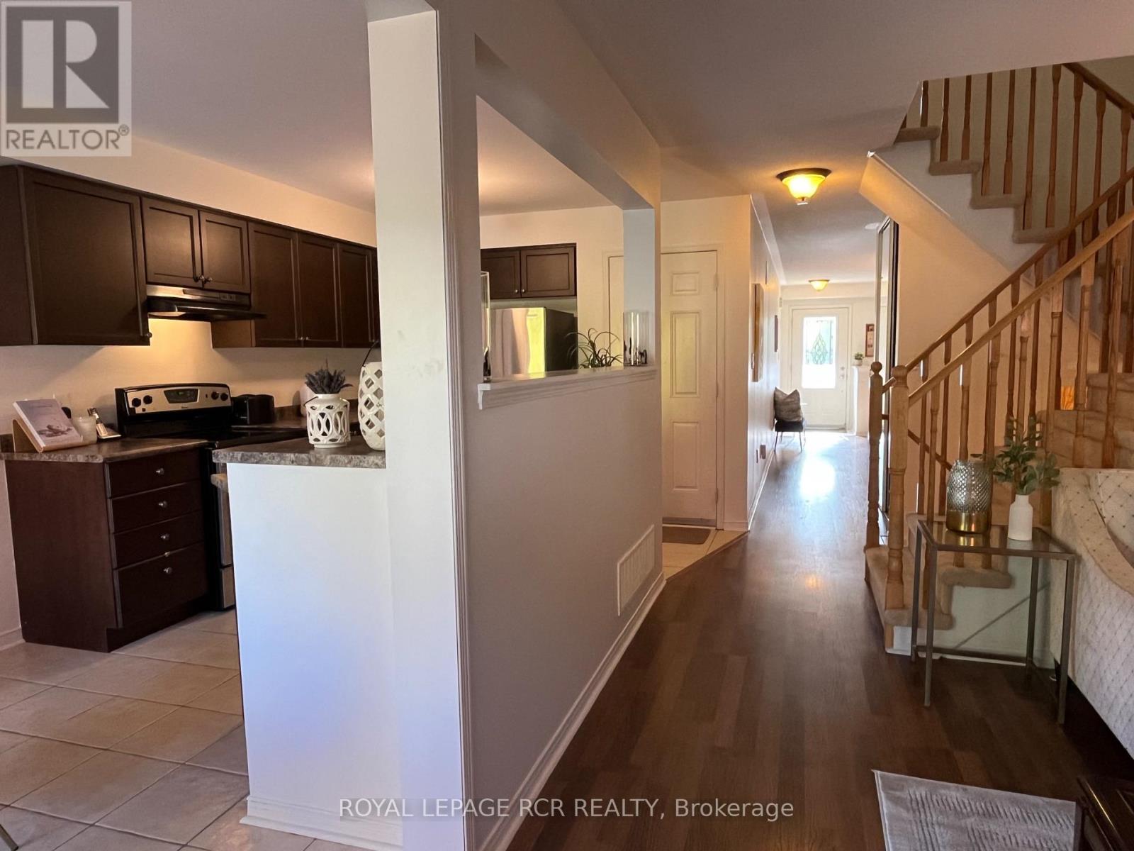 10 Rutherford Road, Bradford West Gwillimbury photo 15