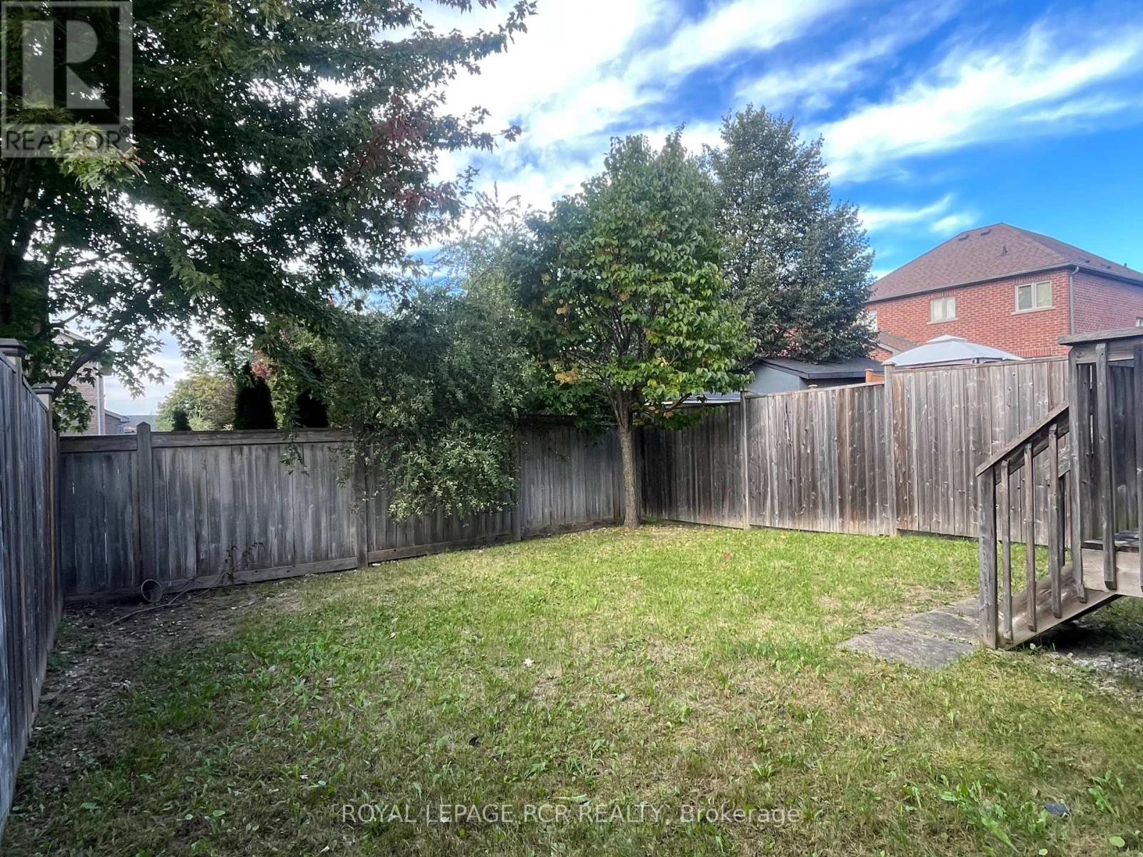 10 Rutherford Road, Bradford West Gwillimbury photo 35