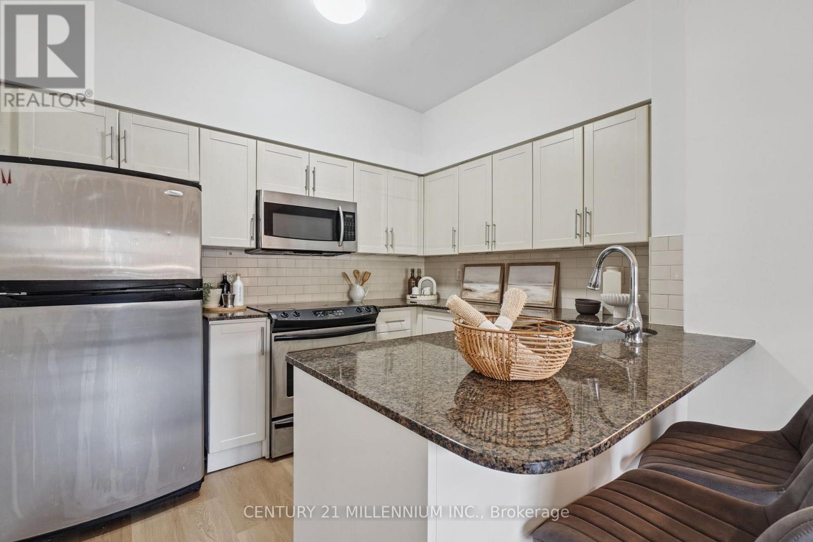 TH109- 15 Windermere Avenue, Toronto, ON photo 18