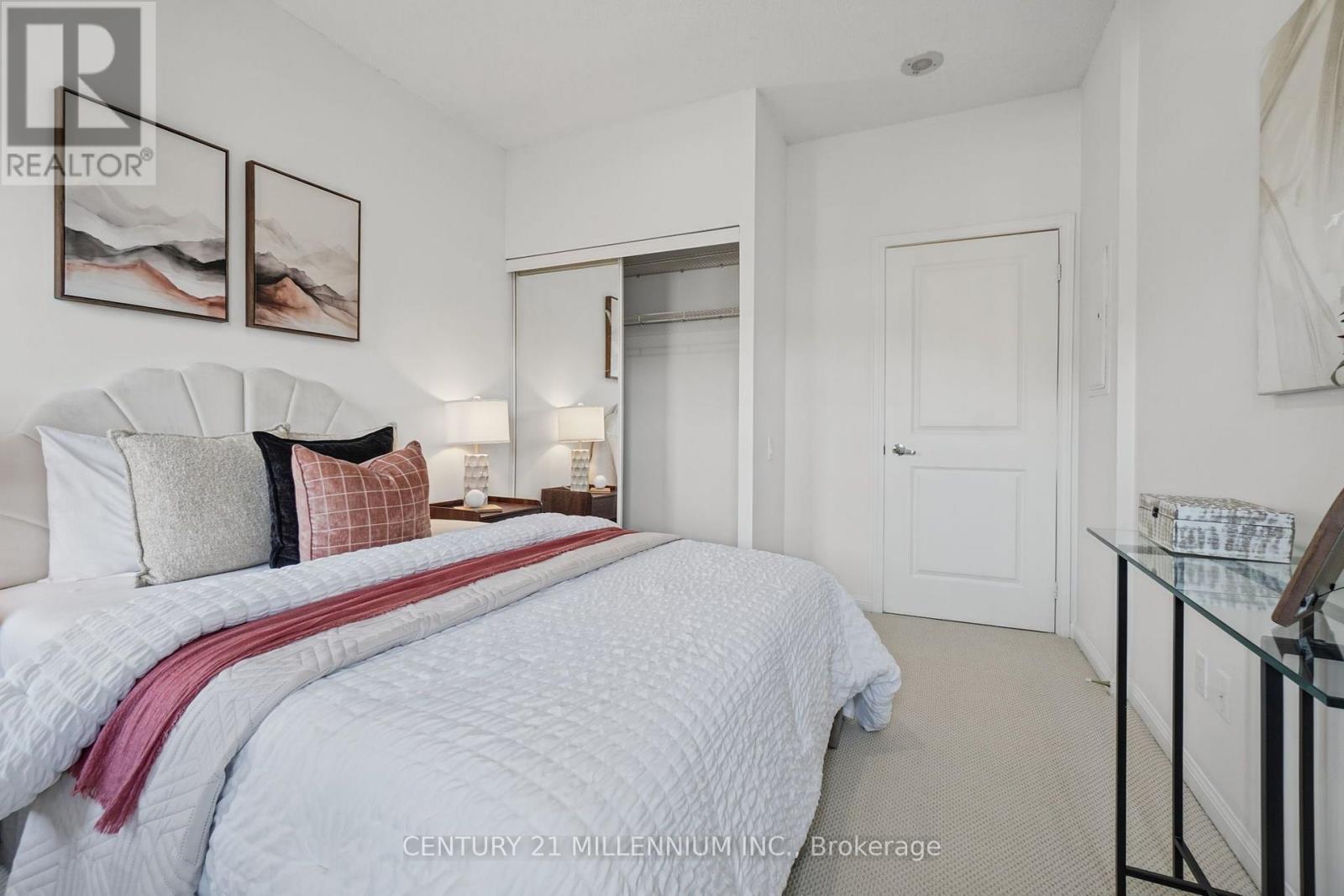 TH109- 15 Windermere Avenue, Toronto, ON photo 33