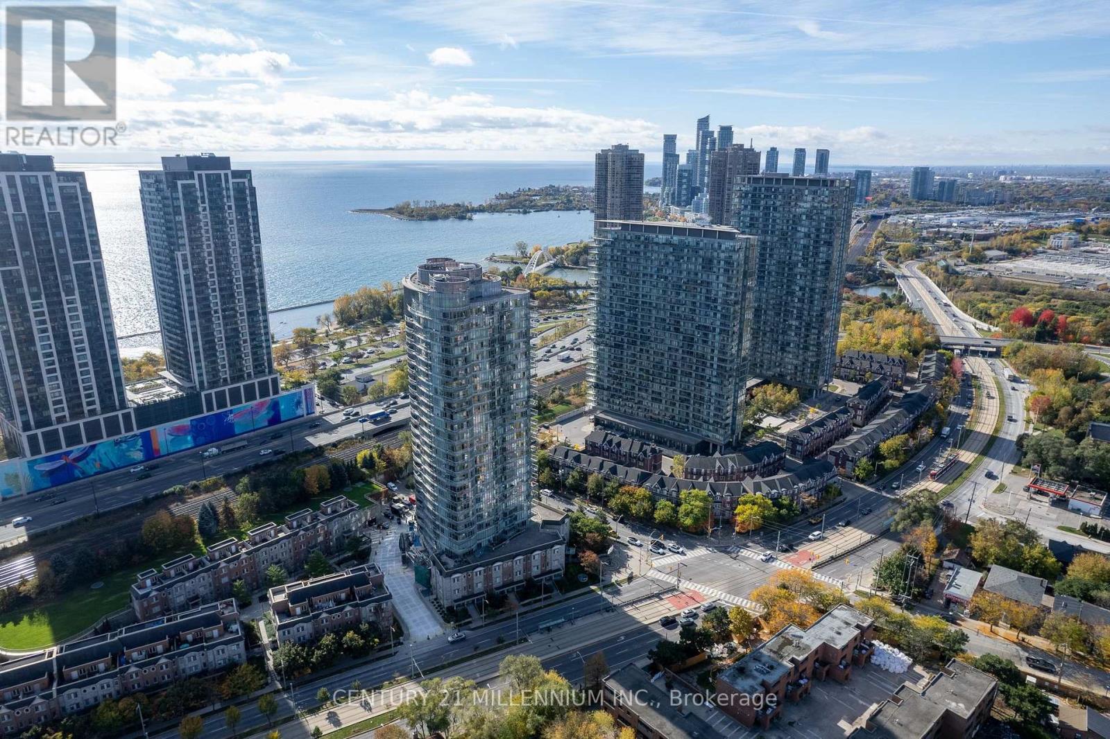 TH109- 15 Windermere Avenue, Toronto, ON photo 43