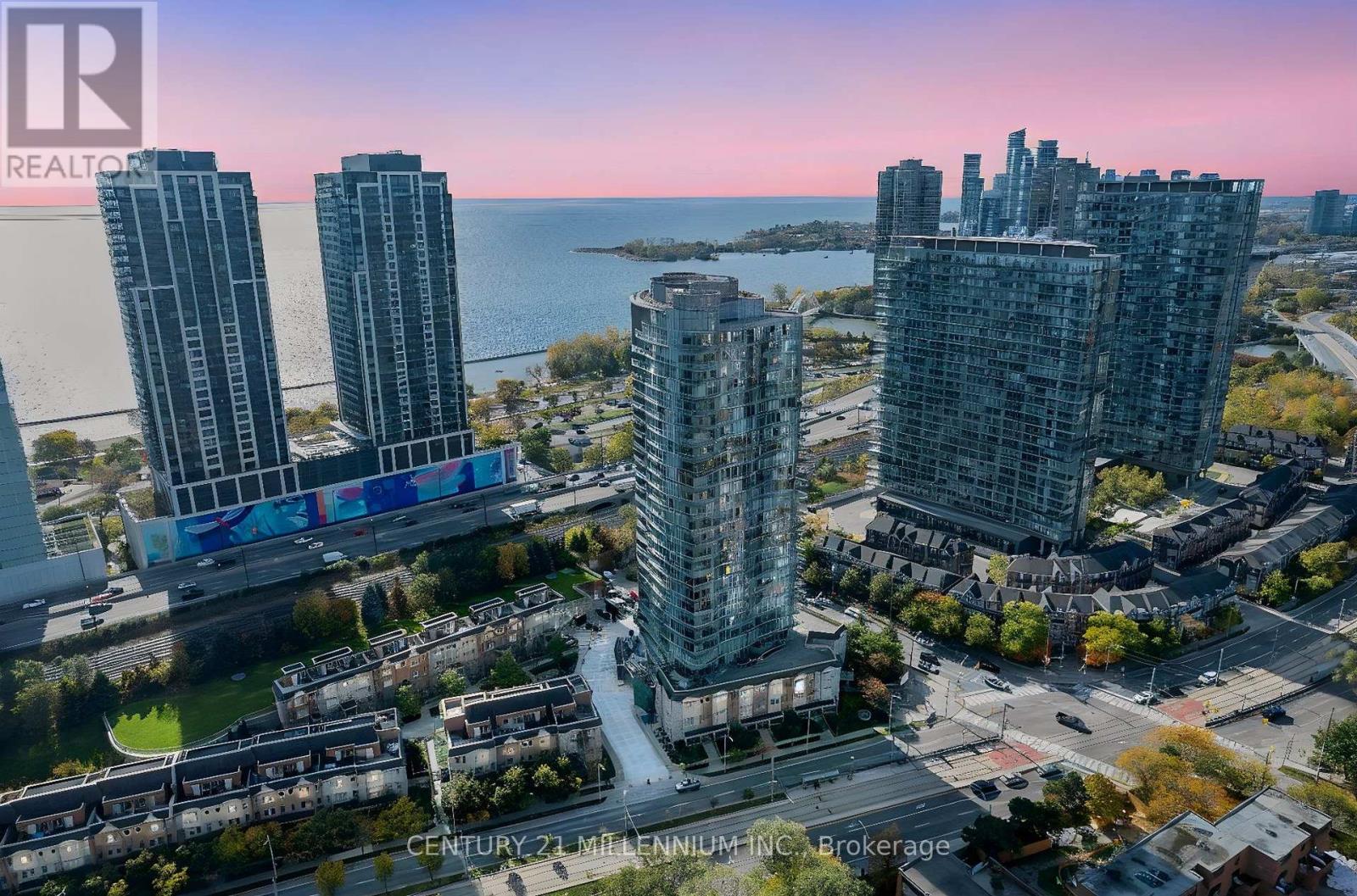 TH109- 15 Windermere Avenue, Toronto, ON photo 44