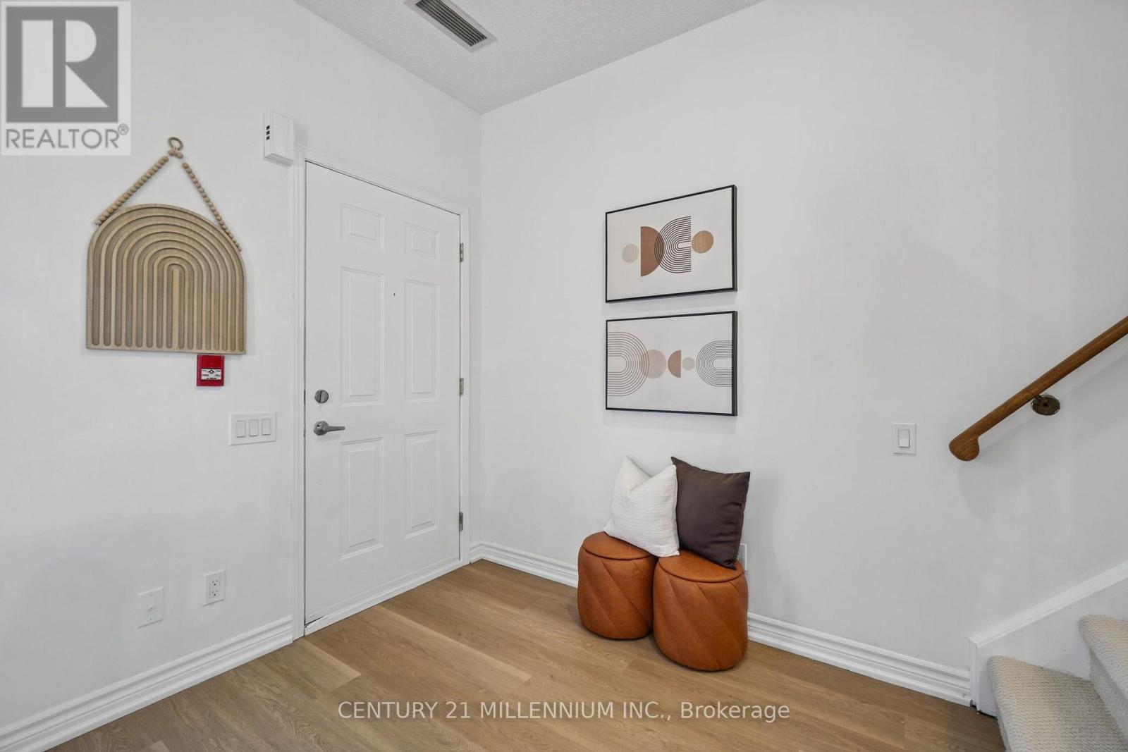 TH109 - 15 WINDERMERE AVENUE, Toronto (High Park-Swansea) — photo 5