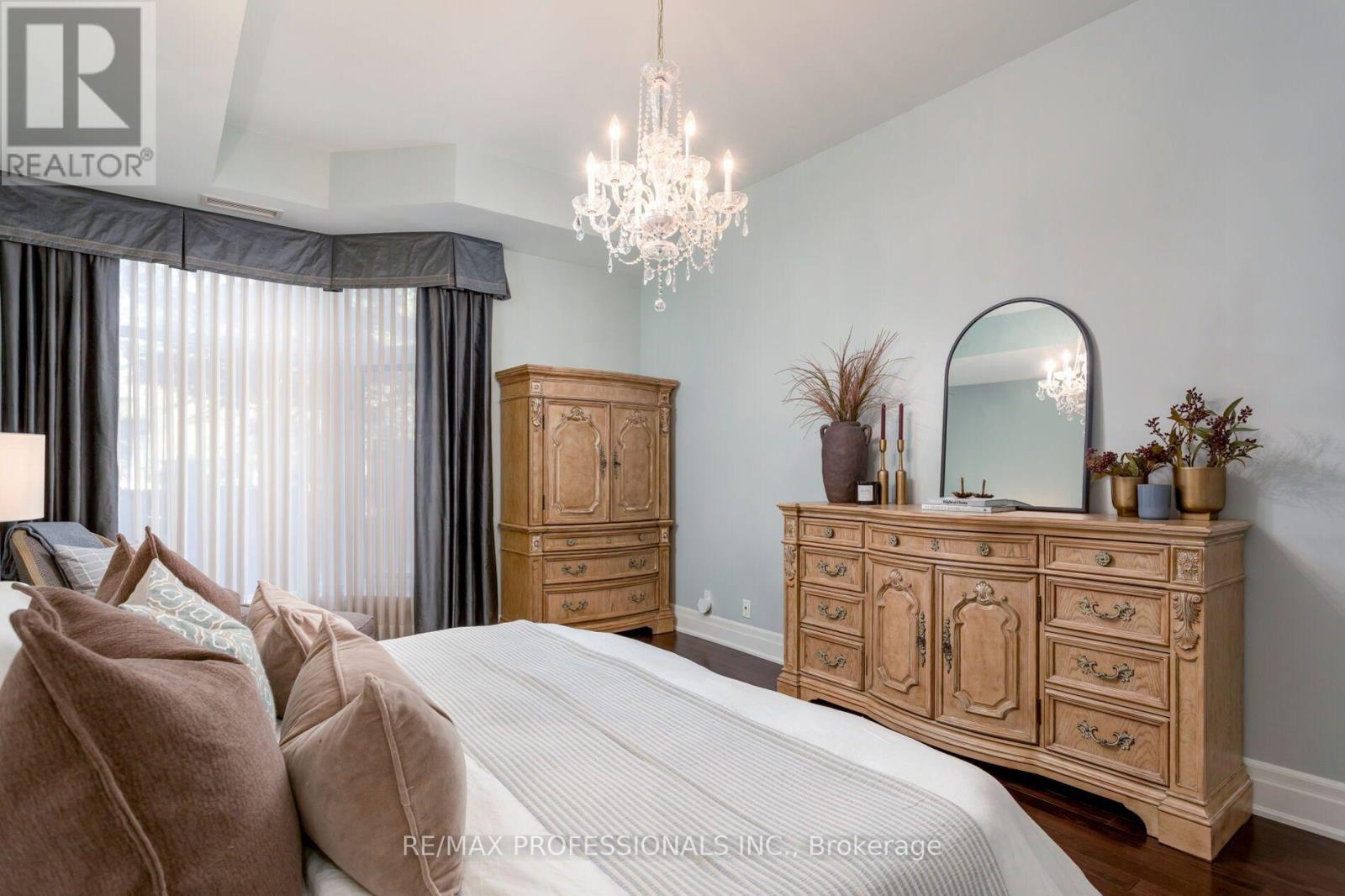 108- 9 Burnhamthorpe Crescent, Toronto, ON photo 41