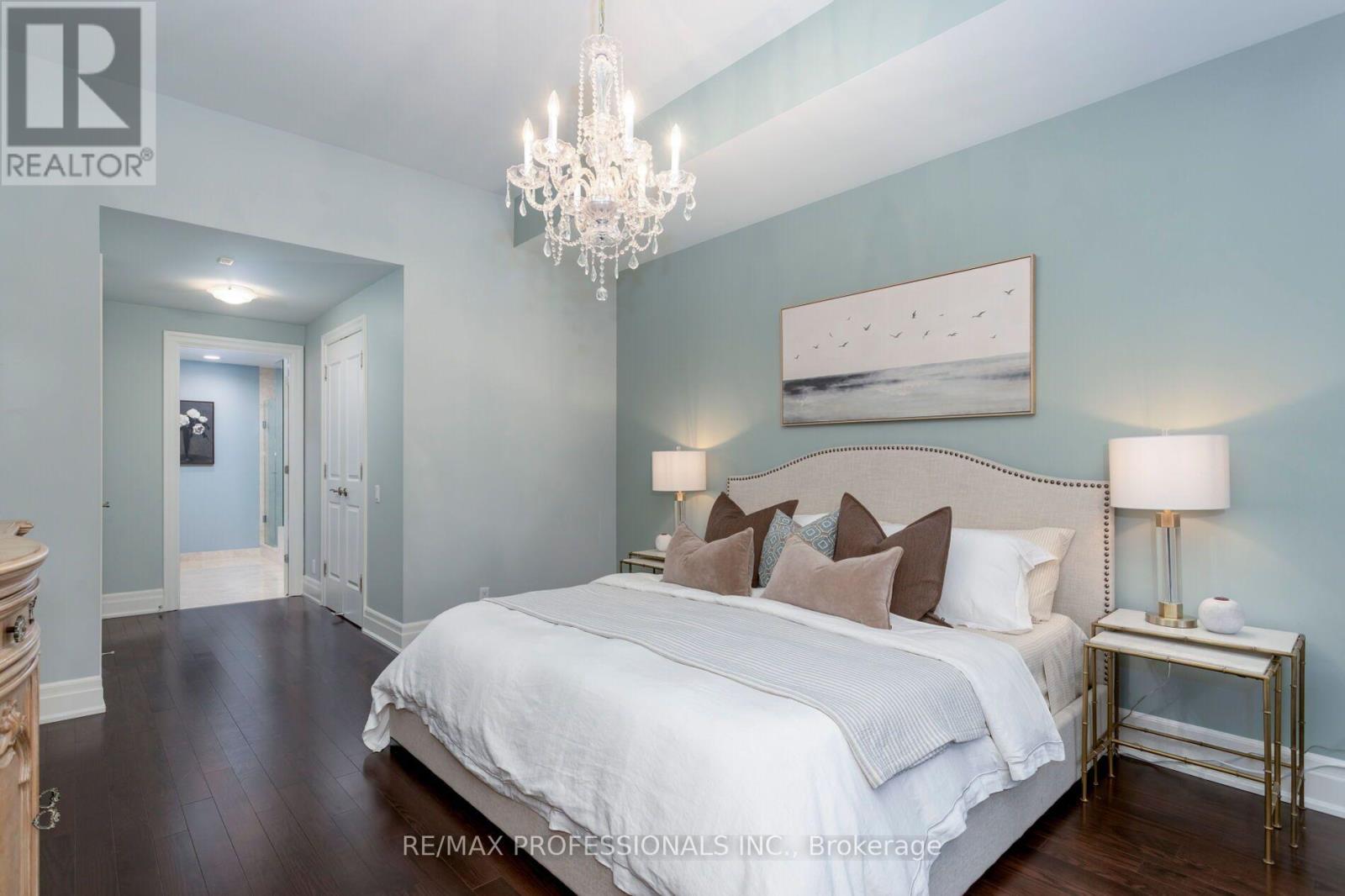 108- 9 Burnhamthorpe Crescent, Toronto, ON photo 44