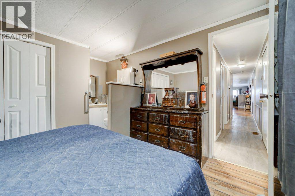 # 29, 895 Elizabeth Street, photo 22 of 38