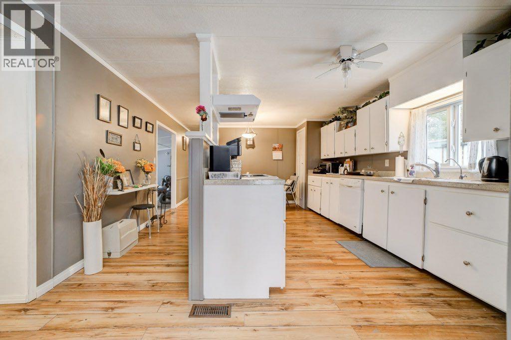 # 29, 895 Elizabeth Street, photo 30 of 38