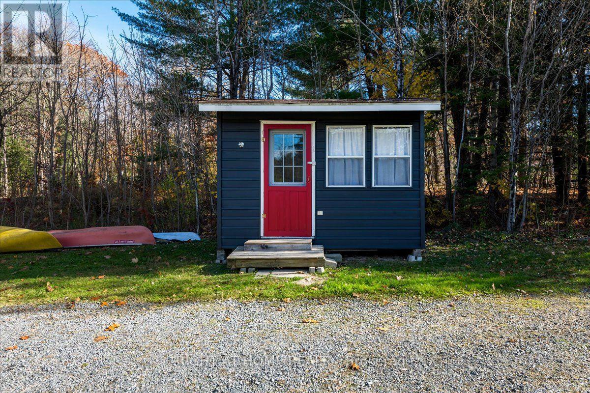 16 Grand Street, Seguin, ON photo 27