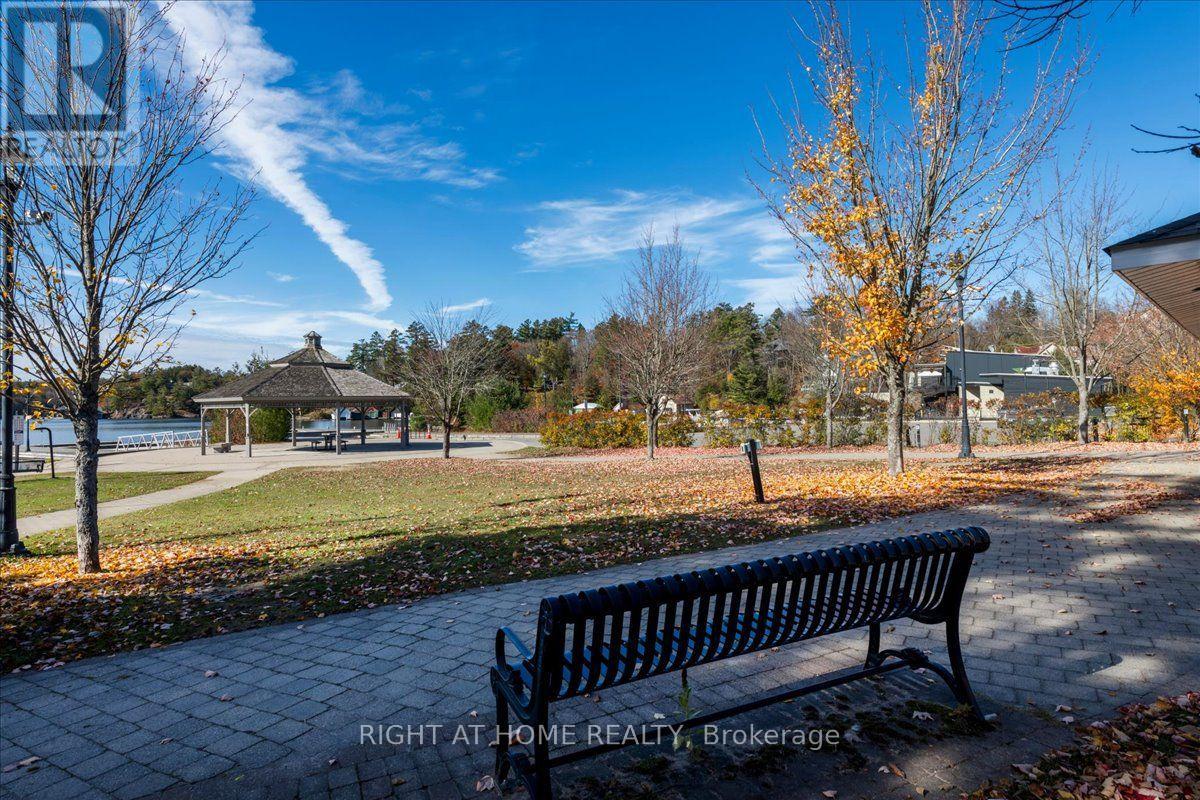 16 Grand Street, Seguin, ON photo 41