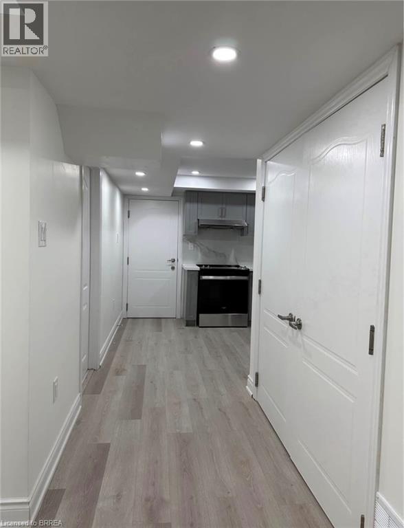 5 MUNRO Circle Unit# Lower, Brantford — photo 8