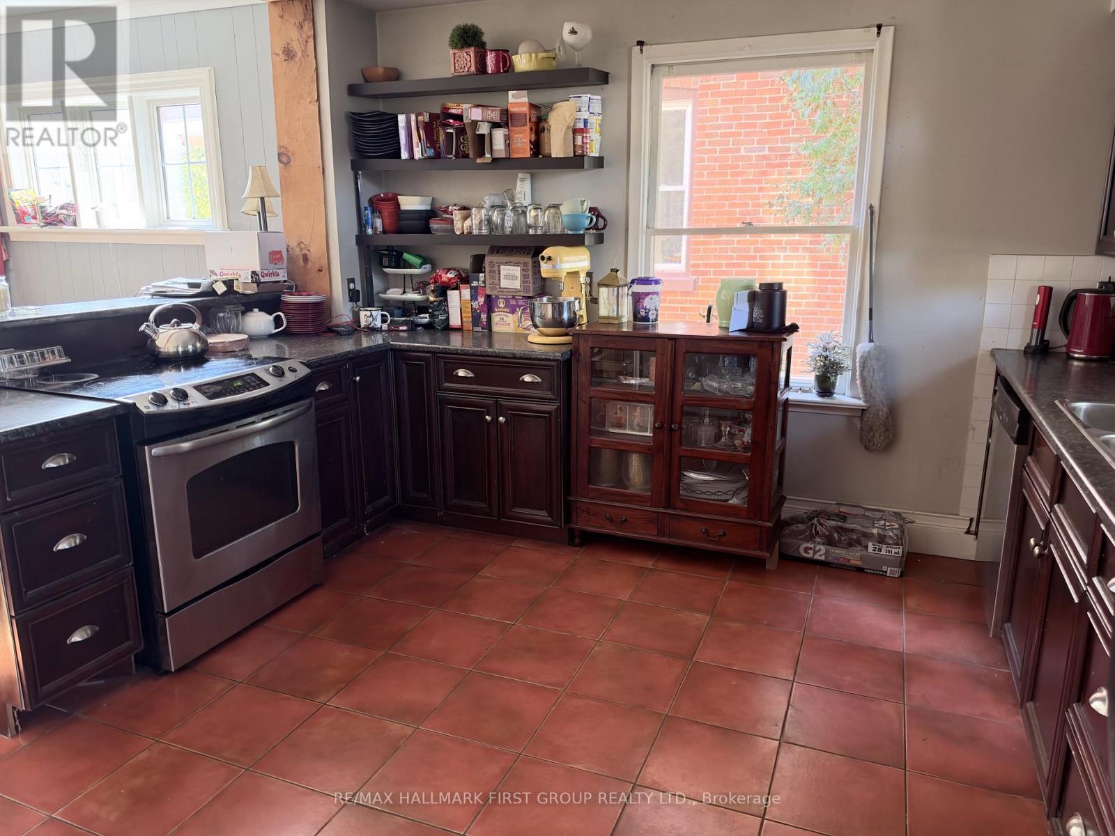 160 University Avenue West, Cobourg, ON photo 14