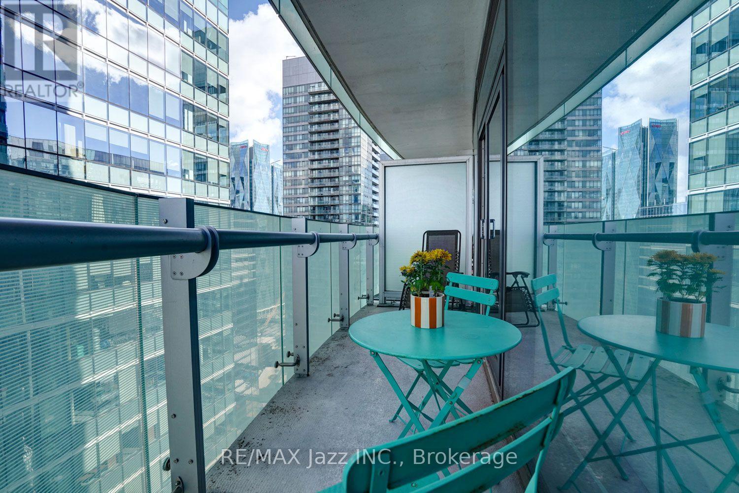 3808- 14 York Street, Toronto, ON photo 14