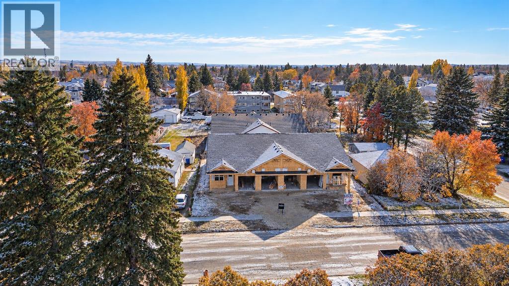4, 5463 55 Avenue, Lacombe