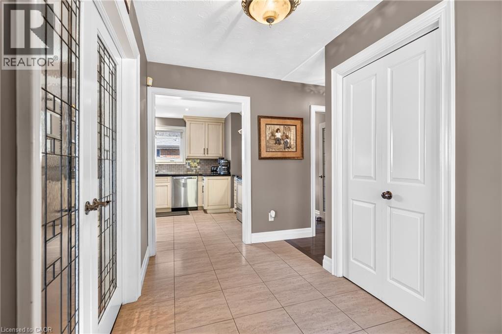 723 GREENHILL Avenue - 5