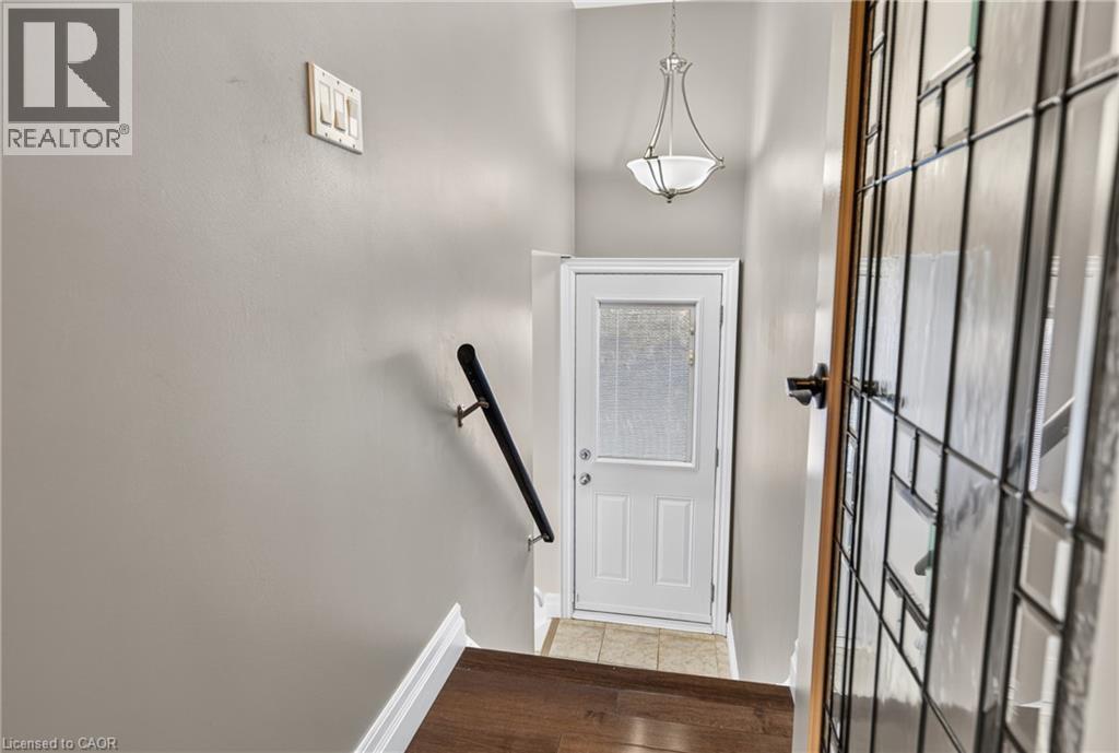 723 GREENHILL Avenue - 25