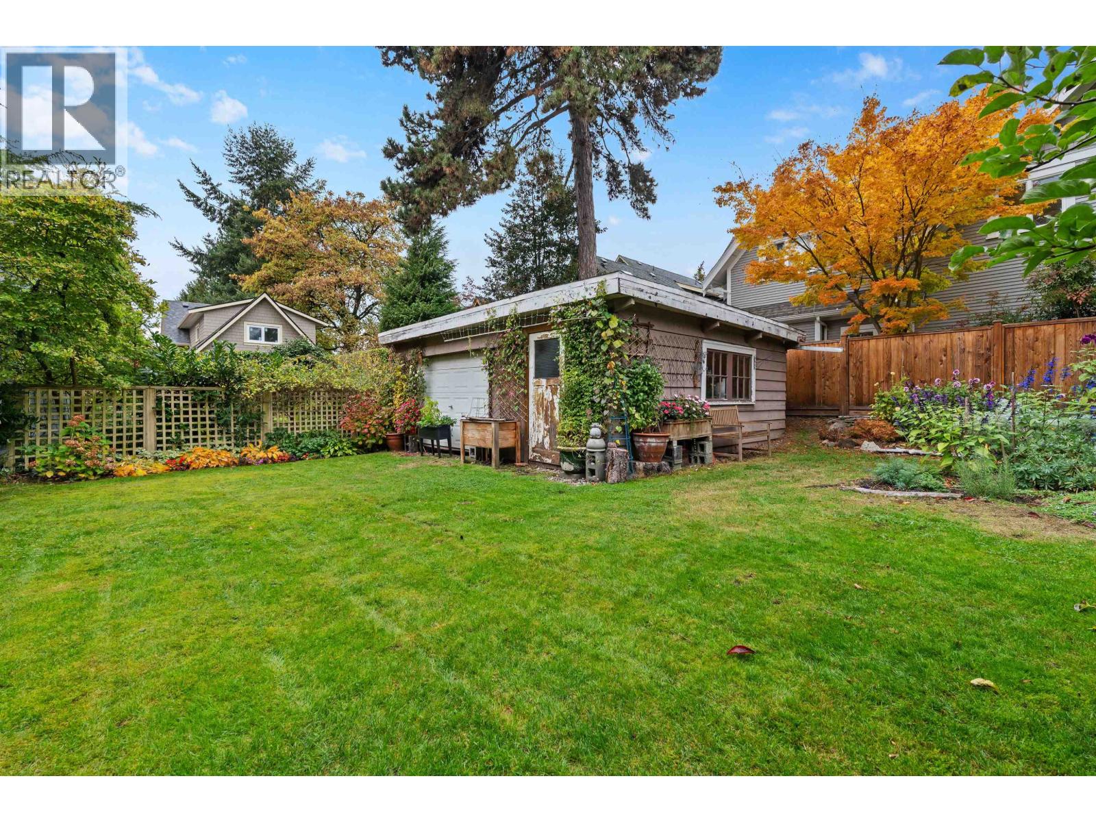 2315 W 6th Avenue, Vancouver — photo 12