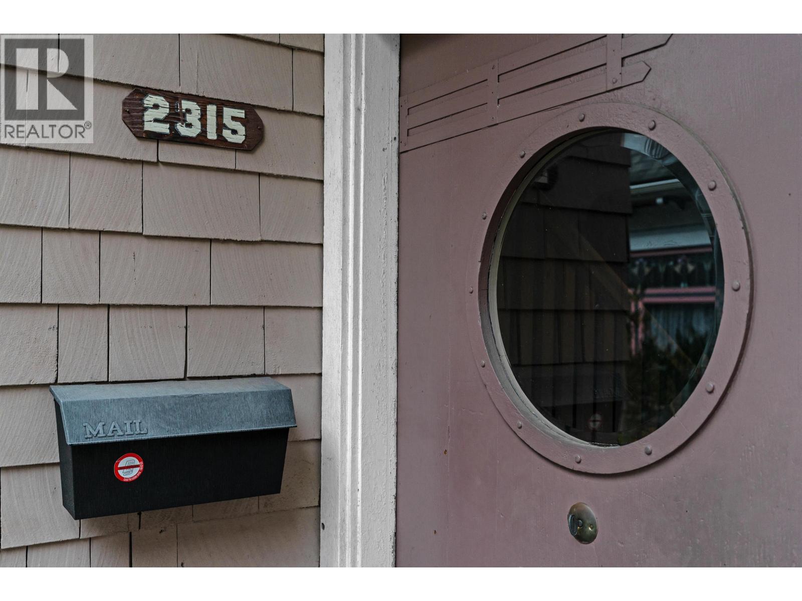 2315 W 6th Avenue, Vancouver — photo 15