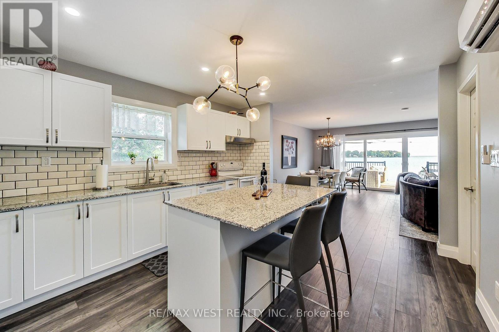 69 Olive Crescent, Orillia, ON photo 6