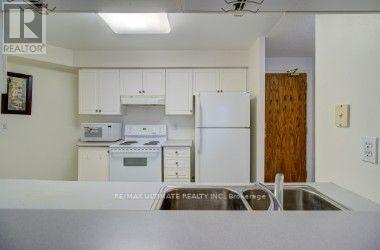 Photo of 1700 Eglinton Avenue