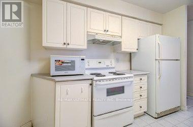 525 - 1700 EGLINTON AVENUE E, Toronto (Victoria Village) — photo 2
