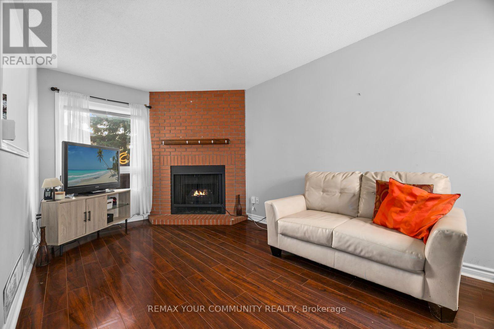 2382 ANNAN WOODS DRIVE, Pickering (Brock Ridge) — photo 5