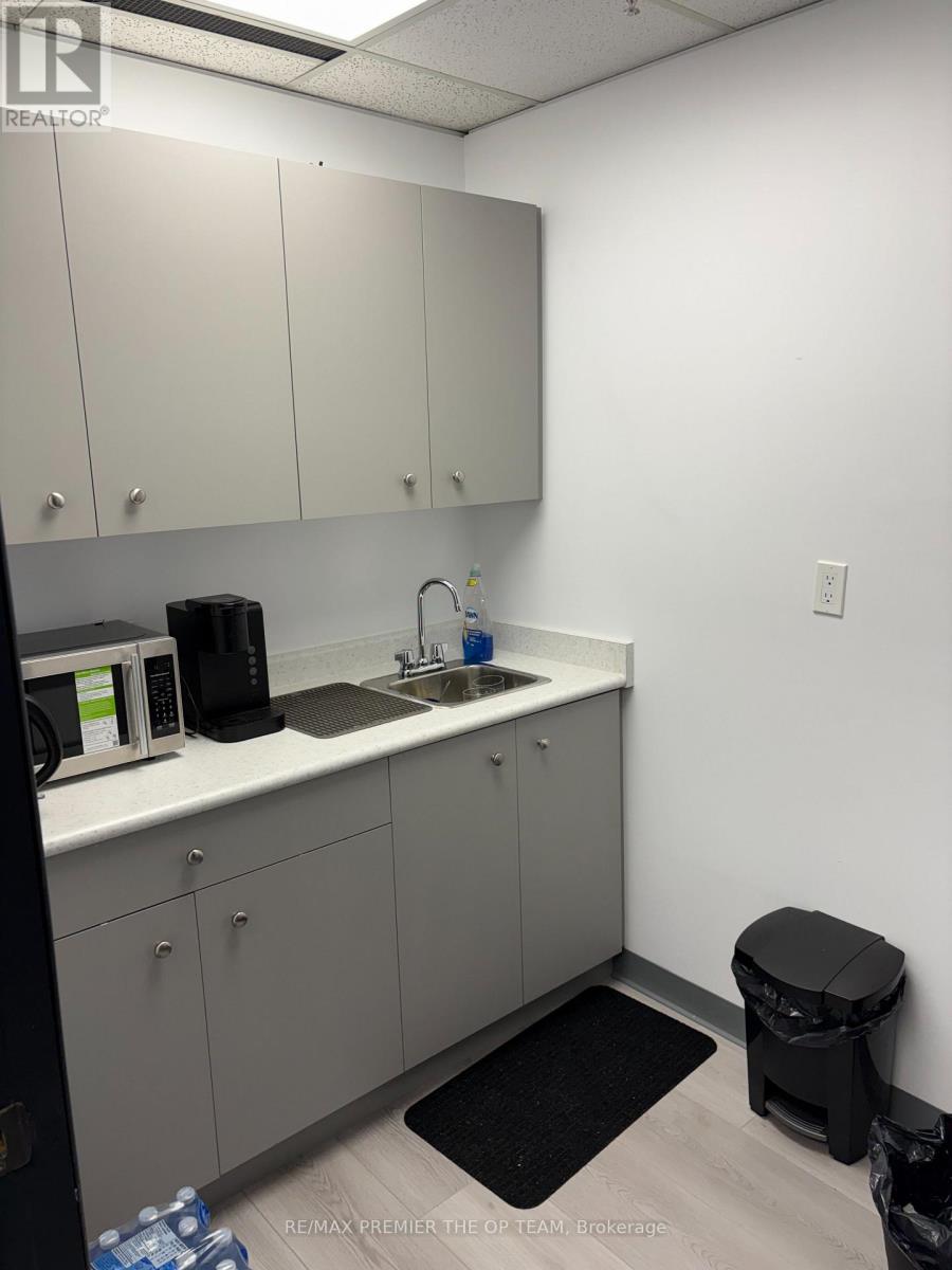 203 - 8333 WESTON ROAD, Vaughan (East Woodbridge) — photo 10