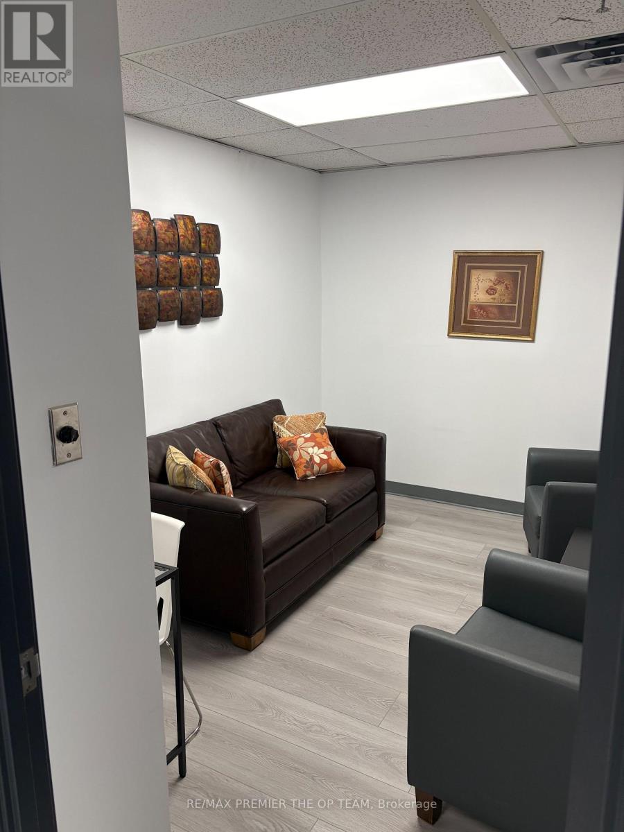 203 - 8333 WESTON ROAD, Vaughan (East Woodbridge) — photo 8