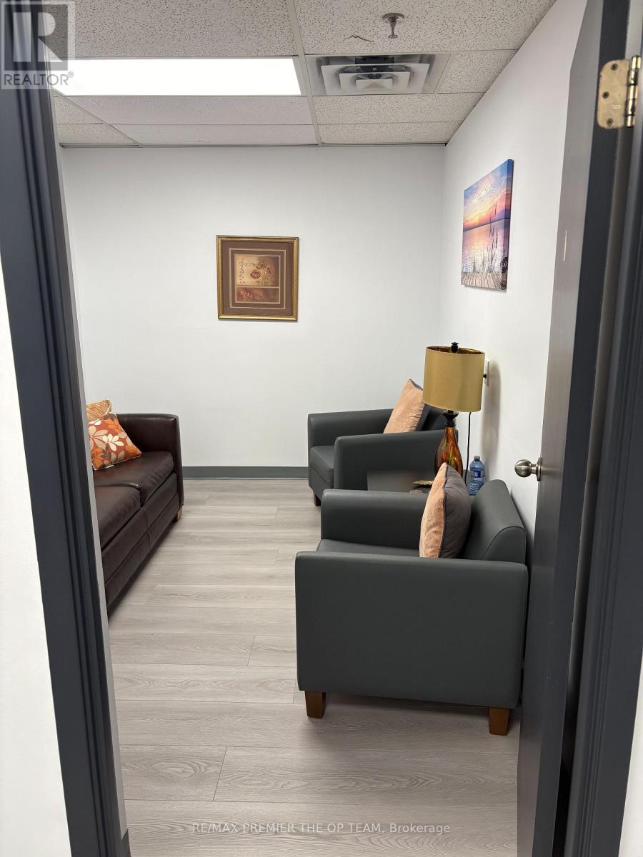 203 - 8333 WESTON ROAD, Vaughan (East Woodbridge) — photo 9