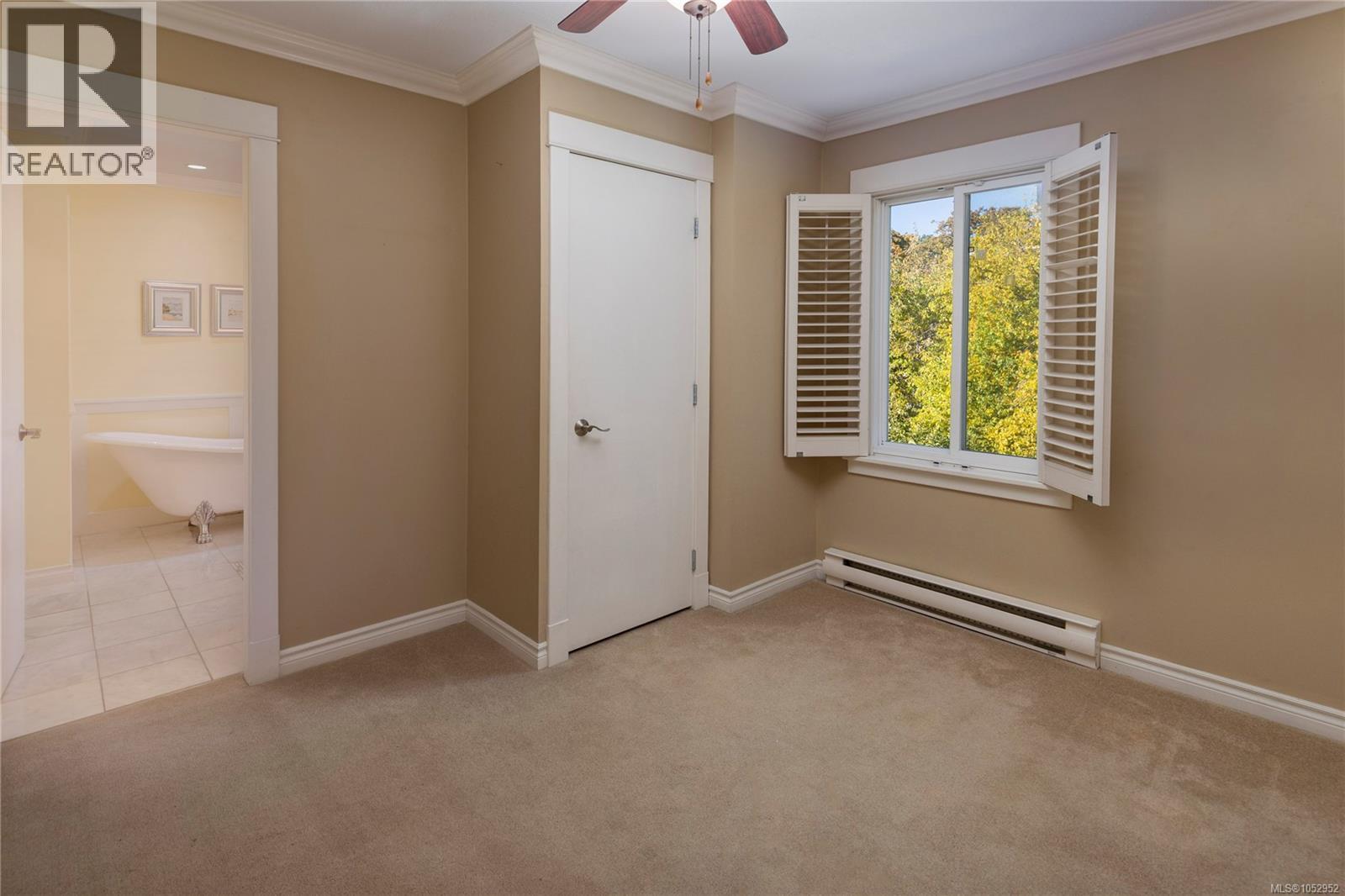  218 Beach Drive, Oak Bay