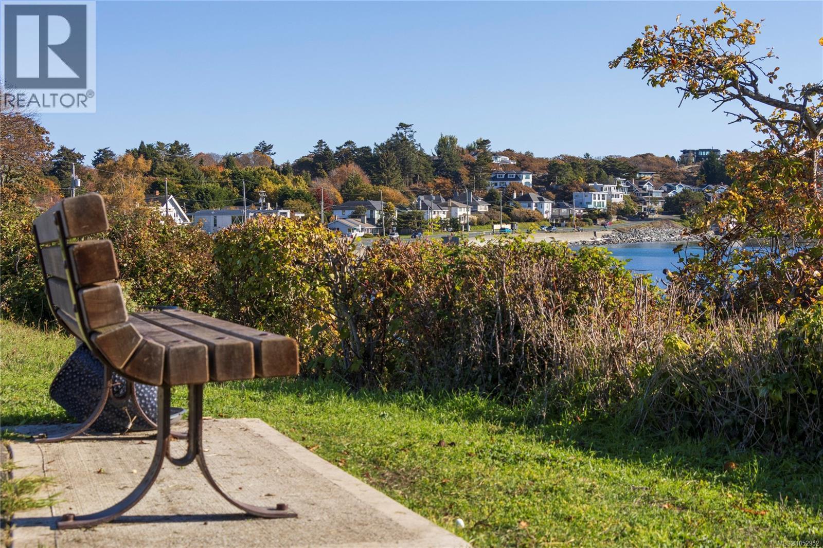  218 Beach Drive, Oak Bay
