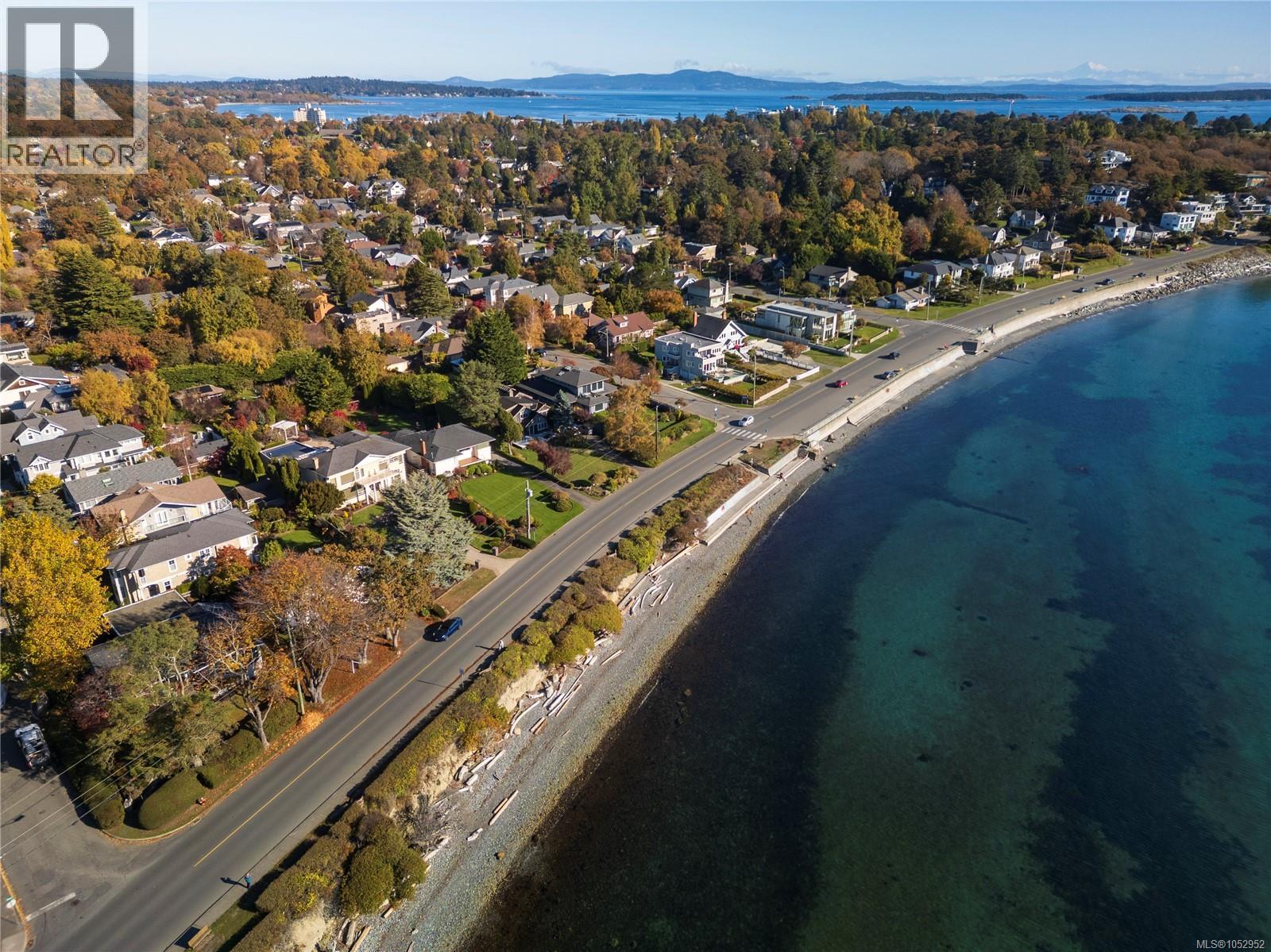  218 Beach Drive, Oak Bay