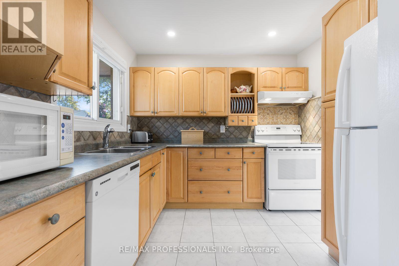 11 GRAND RAPIDS SQUARE, Brampton (Northgate) — photo 11