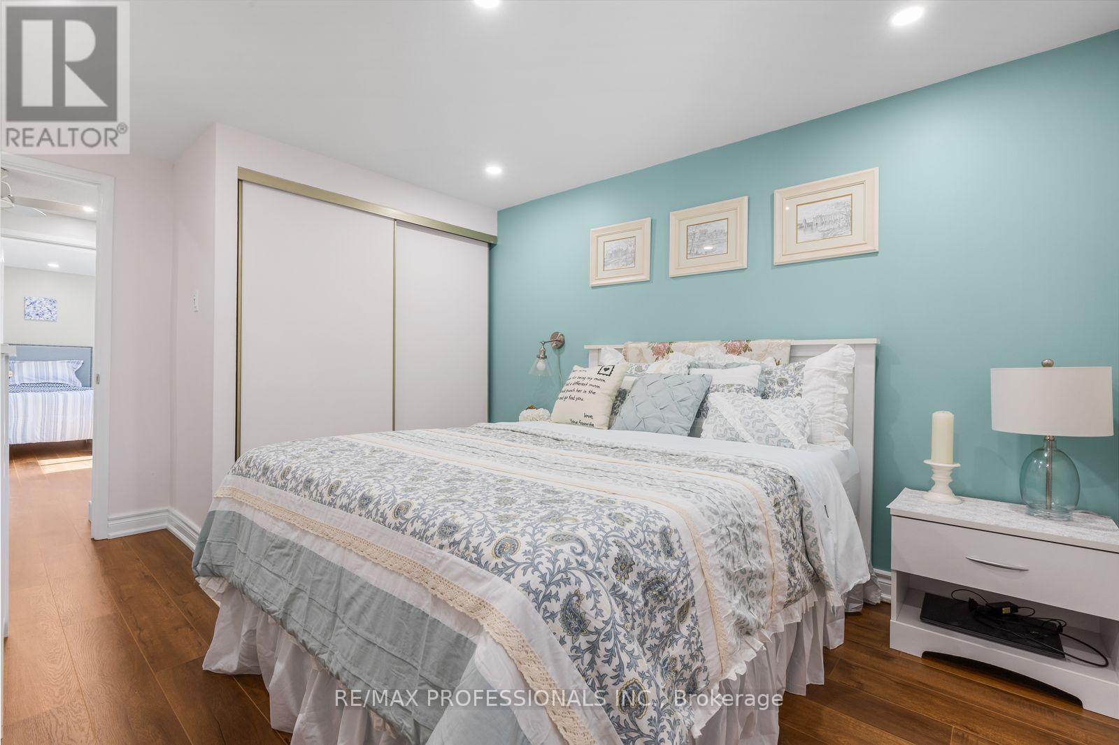 11 Grand Rapids Square, Brampton, ON photo 16