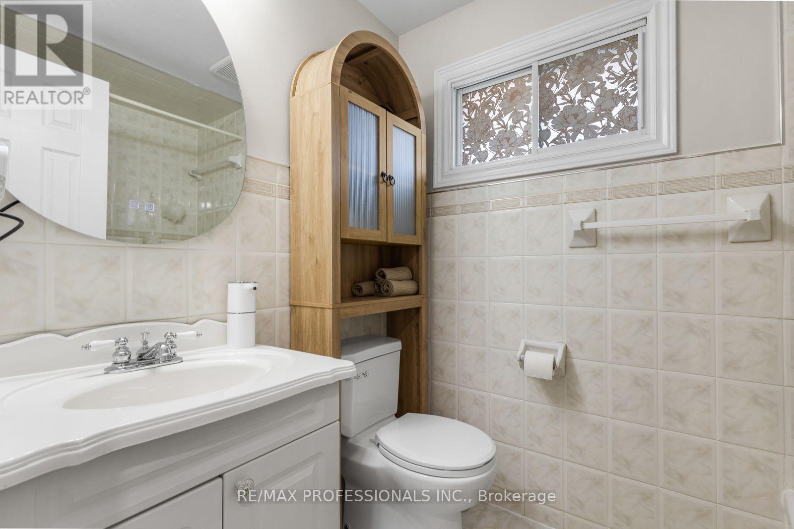 11 Grand Rapids Square, Brampton, ON photo 17