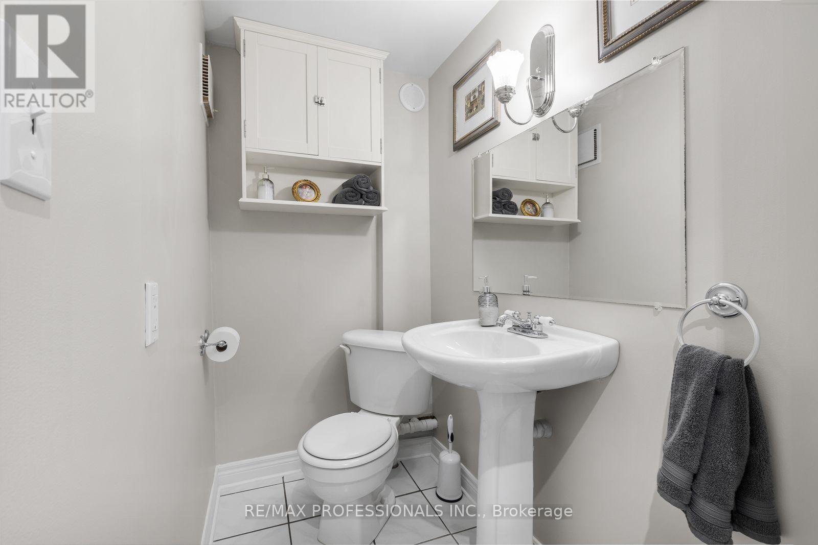 11 Grand Rapids Square, Brampton, ON photo 28