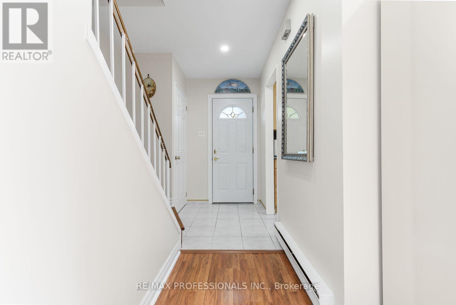11 GRAND RAPIDS SQUARE, Brampton (Northgate) — photo 3