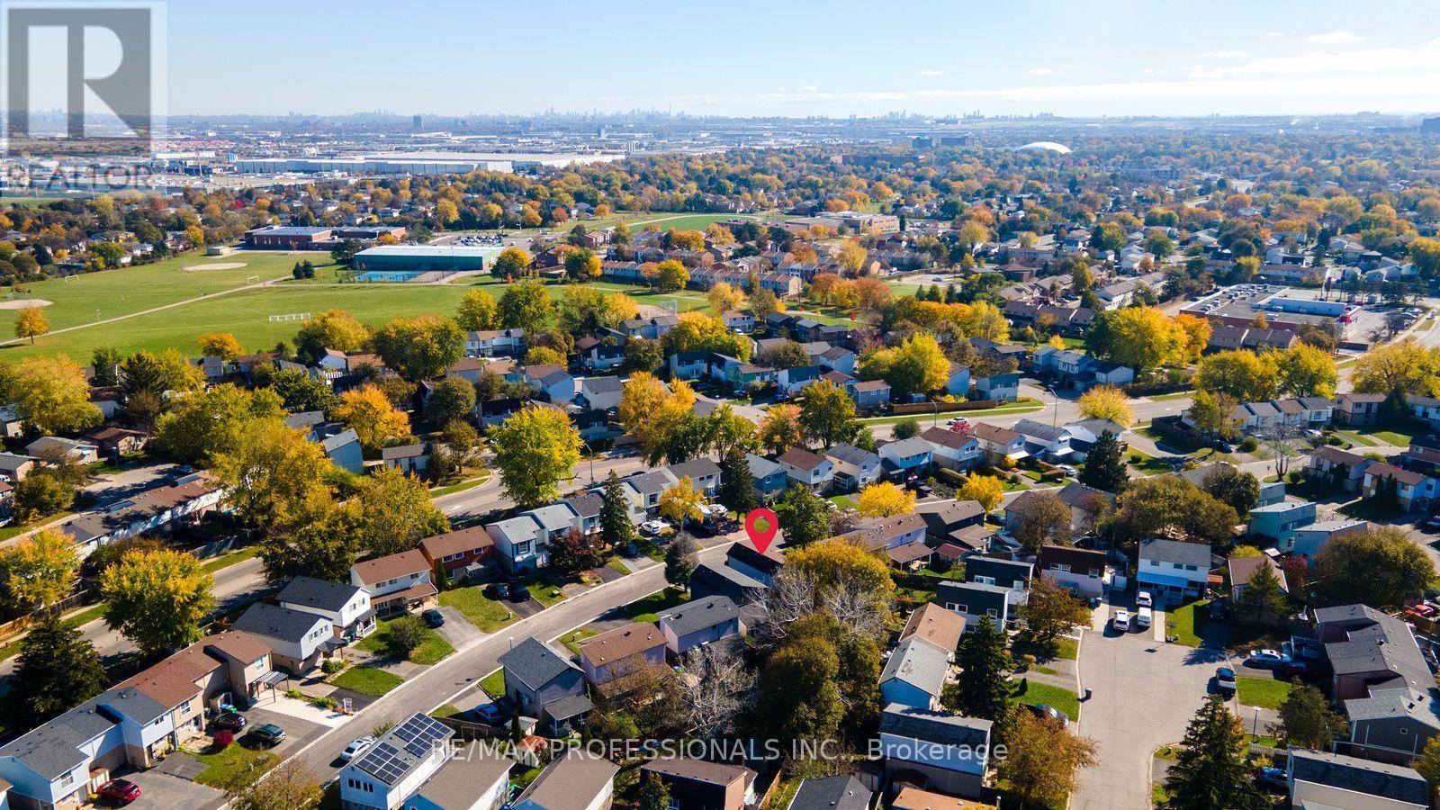 11 Grand Rapids Square, Brampton, ON photo 39